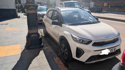 Kia KX1 2025 Blanc avec toit noir