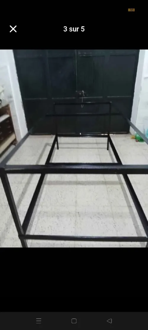 Table metalique