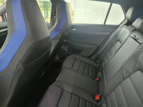 Volkswagen Golf 8 2026 R Black Edition 