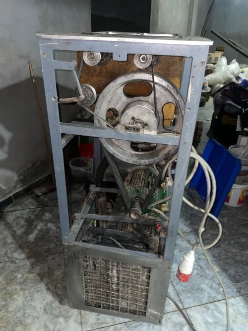 Machine Ice Cream
