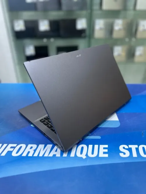 ACER EXTENA 215 CORE : Intel i3 - 1215U DISC : 256 GB  (SSD)  RAM : 08 GB