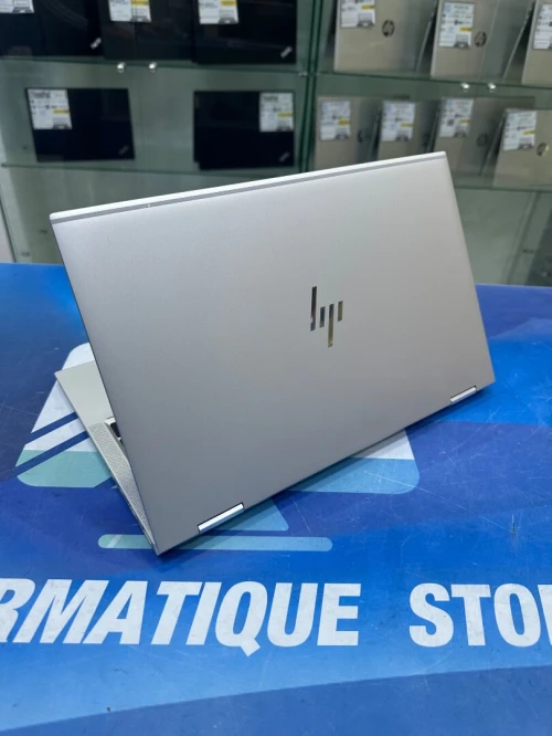 HP ELITEBOOK 1040 G8 X360 CORE : INTEL I7 - 1185G7 DISC :  512 GB  (SSD)  RAM : 32 GB 