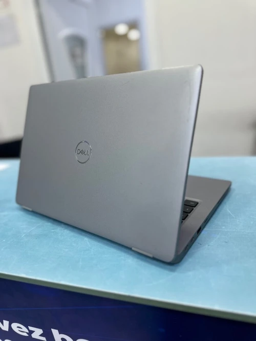 DELL LATITUDE 5330 CORE : INTEL i5 - 1245U DISC :  256 GB  (SSD)  RAM : 08 GB