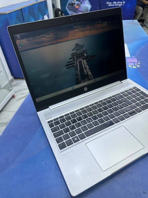 HP PROBOOK 450 G7 CORE : INTEL I5 - 10210U DISC :  256 GB  (SSD)  RAM : 08 GB