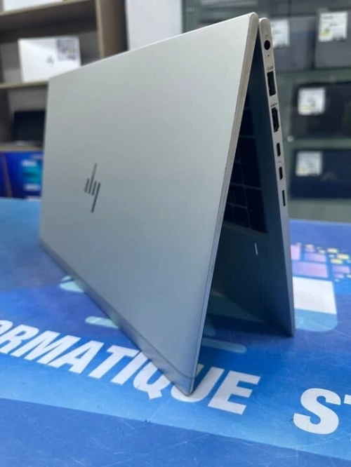 HP ELITEBOOK 850 G8 CORE : INTEL i5 - 1135G7 DISC :  256 GB  (SSD)  RAM : 08 GB