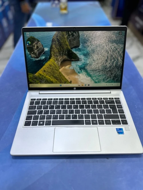 HP PROBOOK 440 G8 CORE : INTEL I5 - 1135G7 DISC :  256 GB  (SSD)  RAM : 16 GB