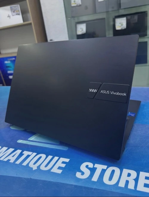 ASUS VIVOBOOK X1605 CORE : INTEL i5 - 11300H DISC :  512 GB (SSD)  RAM : 08 GB DDR