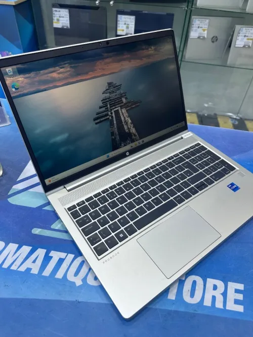 HP PROBOOK 450 G9 CORE : INTEL i7- 1255U DISC :  512 GB  (SSD)  RAM : 16 GB