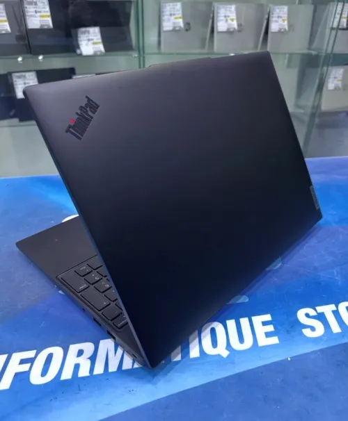 THINKPAD L16 GEN2 CORE : RYZEN 7 PRO 250W DISC :  512 GB (SSD)  RAM : 32 GB