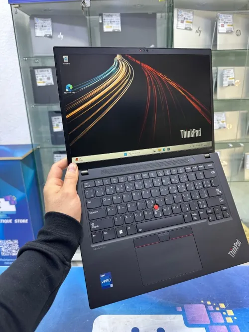 THINKPAD T14s GEN4 CORE : INTEL i7 - 1365U DISC :  512 GB  (SSD)  RAM : 16 GB