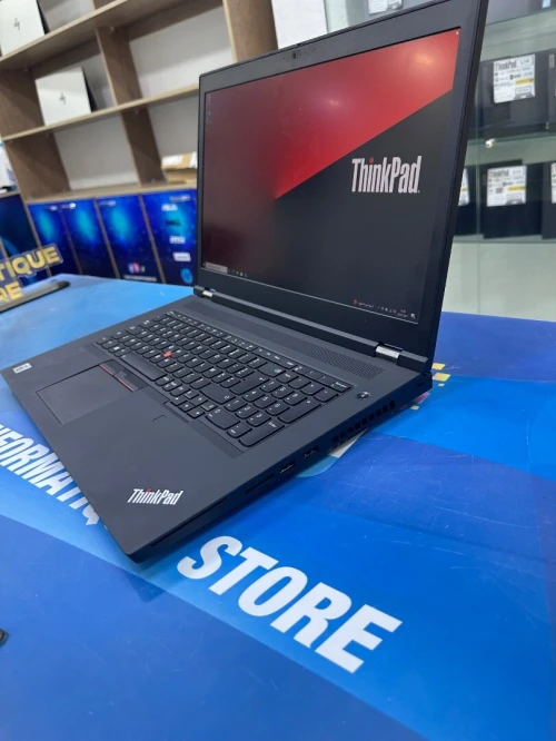 THINKPAD P17  CORE : INTEL I7 - 10850H DISC : 01 TB  (SSD)  RAM : 32 GB  