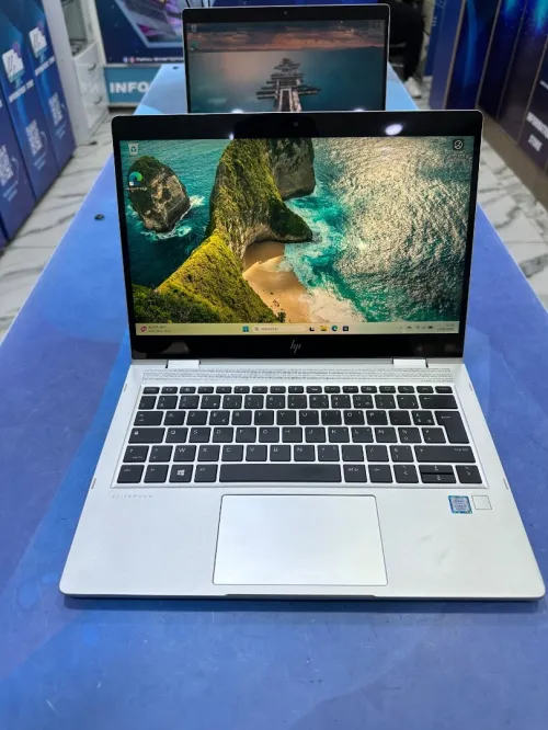 HP ELITEBOOK 830 G6 X360 CORE : INTEL i5 - 08eme DISC :  256 GB  (SSD)  RAM : 08GB