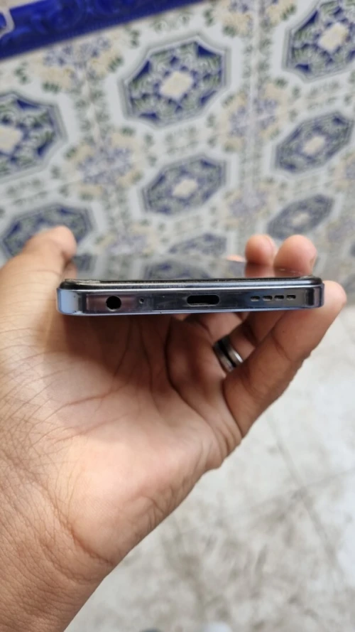 Infinix hot 40 i 