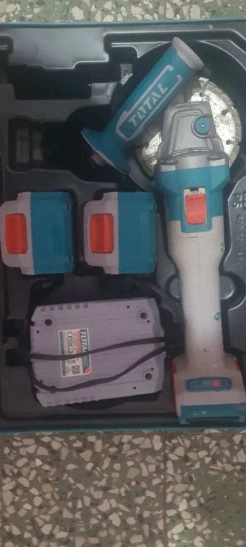 Meuleuse total 20 volts à batterie variateur de vitesse