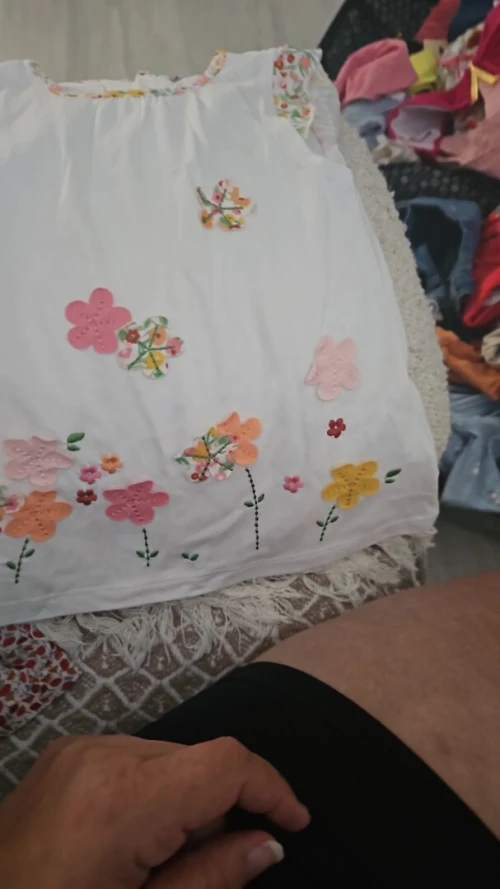 Vêtements d'occasion bébé 