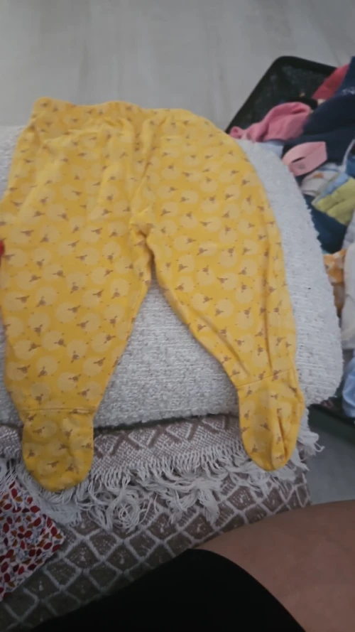 Vêtements d'occasion bébé 