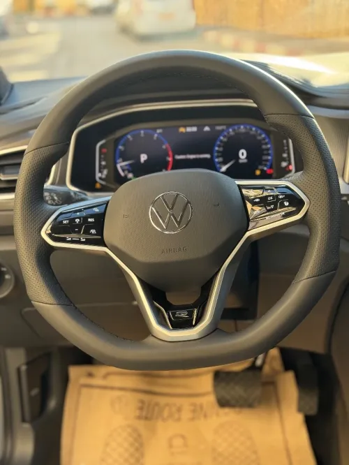 Volkswagen T-Roc 2025 R-Line 