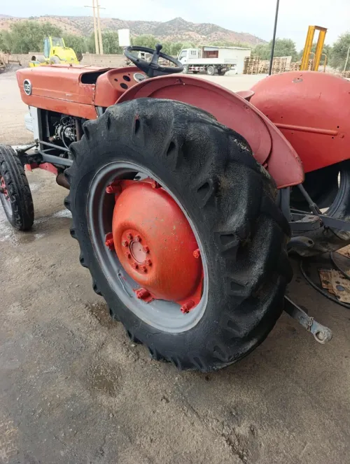 Massey Ferguson 135 1964