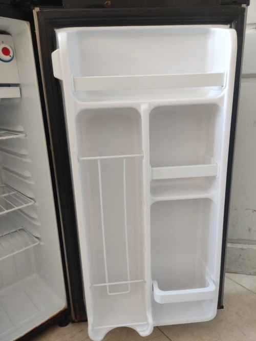 Frigidaire 90 litres