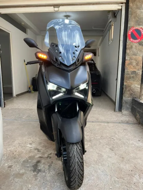 Yamaha Xmax tech max 2025
