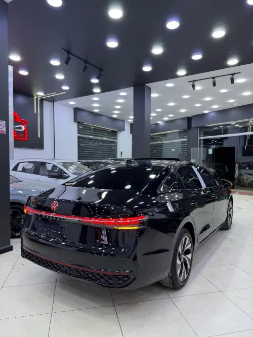 Volkswagen Passat 2025 