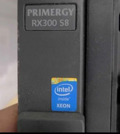 2 Serveur xeon e5 fugutsi rx300 s8 marche San disque dur prix 7milon les deux oran livraison disponi