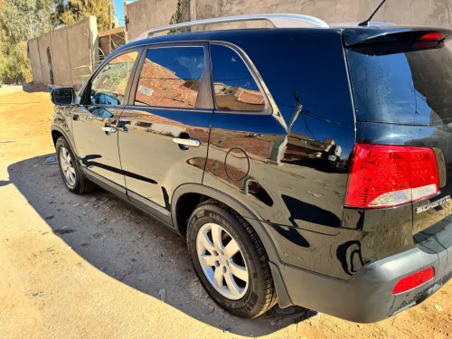 Kia Sorento 2010 2 box