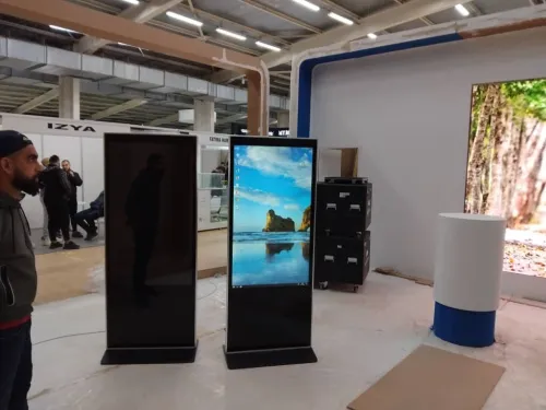 LOCATION TOTEM TACTILE