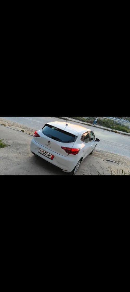 Renault Clio 5 e-tech hybrid 145 berline 2022 E-TECH HYBRID