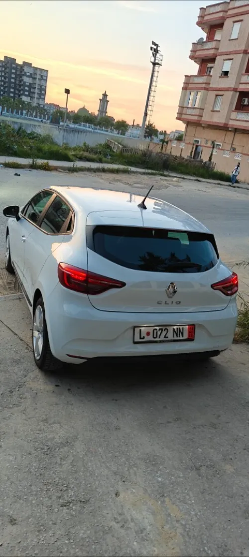 Renault Clio 5 e-tech hybrid 145 berline 2022 E-TECH HYBRID