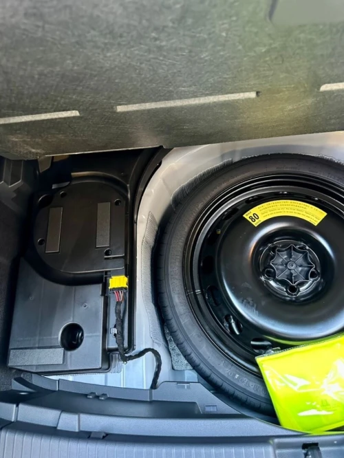 Volkswagen T-Cross 2025 R-line
