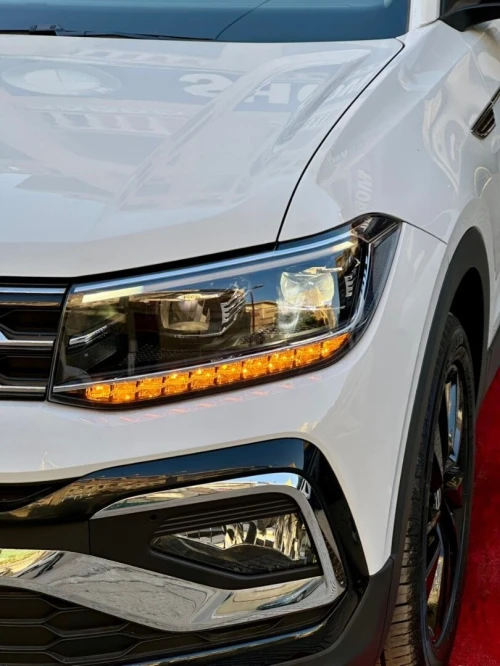Volkswagen T-Cross 2025 R-line