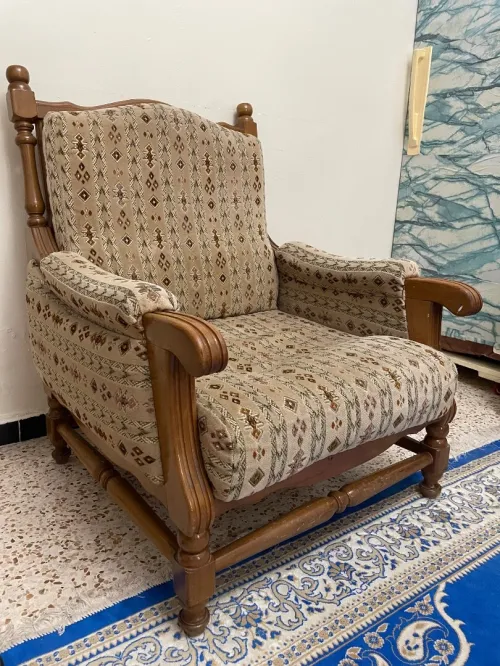 Salon fauteuil en bois hetre 5 place etat 10/10