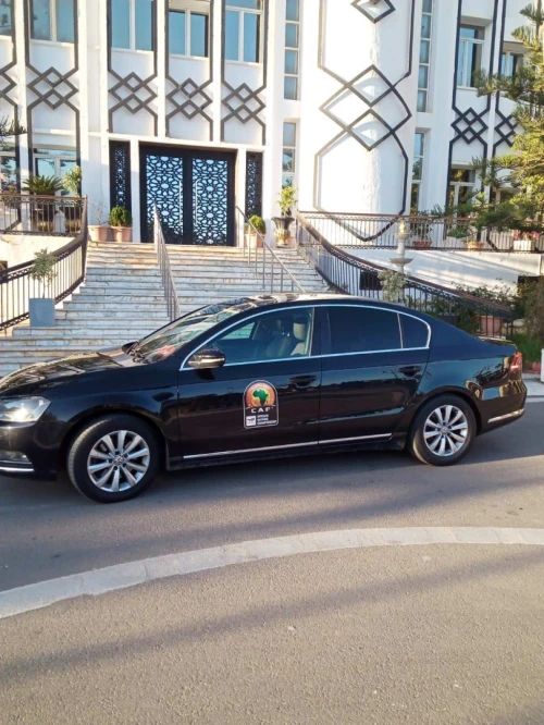 location VIP, CAR VAN,BUS, VIANO, VITO, Mercedes CLASSE V, Classe S, Volkswagen passat, Skoda Octav