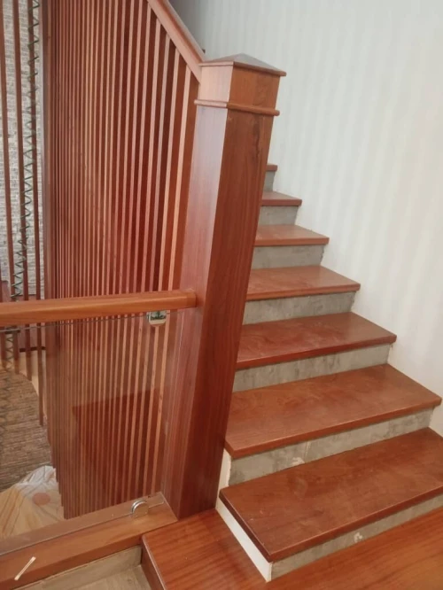 Escalier en bois