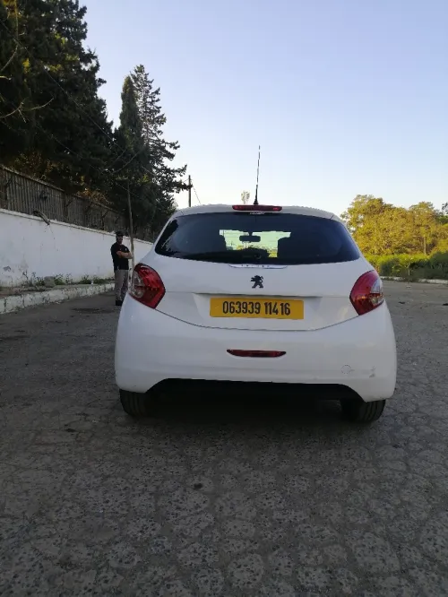 Peugeot 208 2014 Active