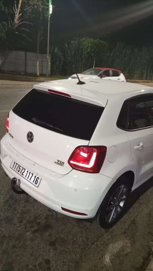 Volkswagen Polo 2017 Bleu montion