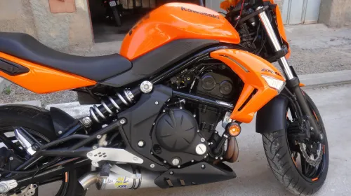 KAWASAKI ER-6n 2011