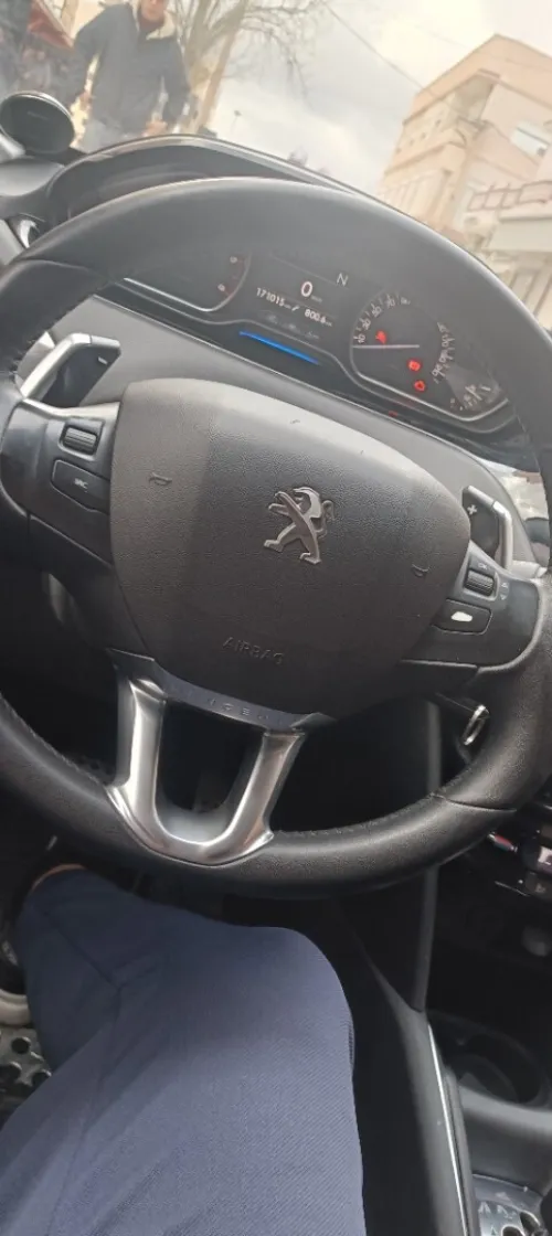 Peugeot 208 2013 Allure
