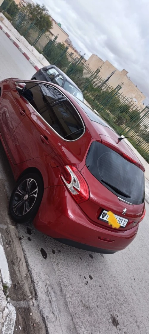 Peugeot 208 2013 Allure