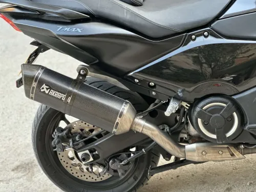 Yamaha Tmax 2023