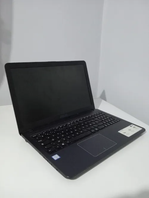 Pc portable Asus x543 