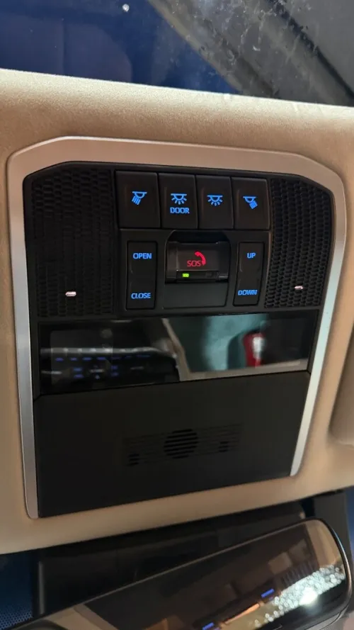 Toyota Land Cruiser  2025 VXR