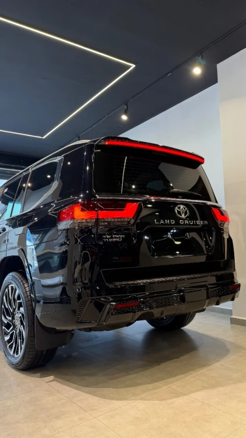 Toyota Land Cruiser  2026 VXR