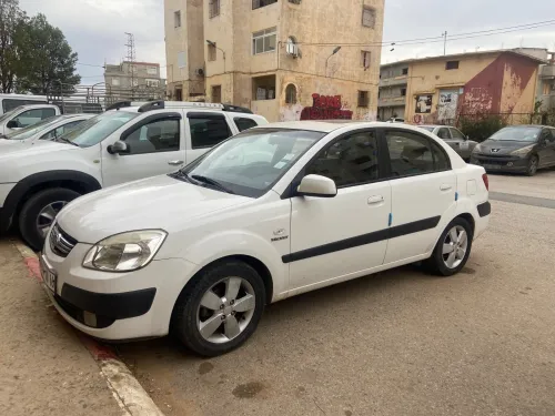Kia Rio 5 portes 2011 Gold