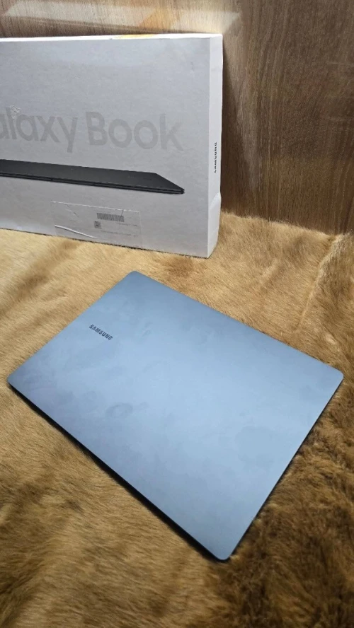 SAMSUNG Galaxy Book3 pro