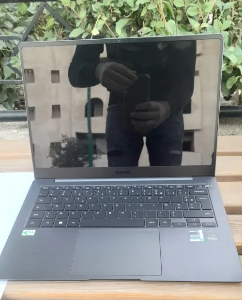 SAMSUNG Galaxy Book3 pro