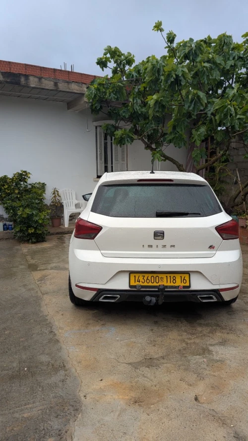 Seat Ibiza 2018 HIGH