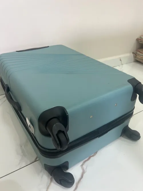 Valise taille M quasiment neuf