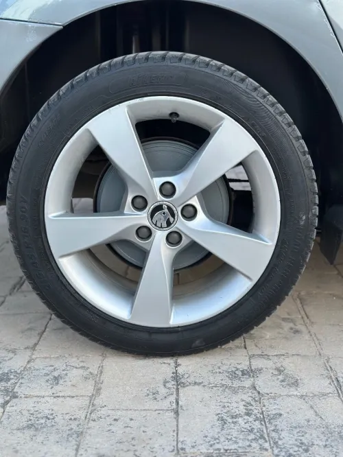 Skoda Rapid 2013 Rapid